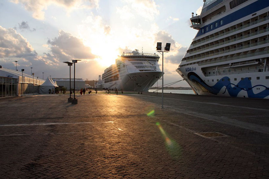 Dubai-Cruise-Terminal-at-Port-Rashid